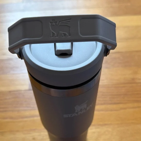 Stanley Matte Gray Tumbler with Straw - Picture 3 of 3